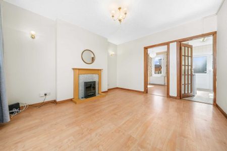 Price £1,290 pcm - Available Now - Unfurnished - Photo 2