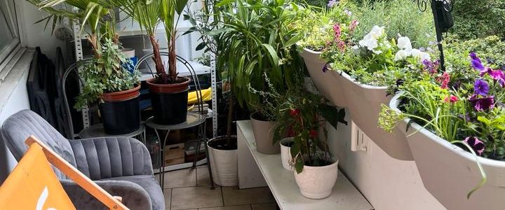 Frisch renoviertes Zimmer mit großem Balkon - Foto 1