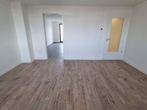 Breitscheidstr. 128, Wohnung 5 ~~~ Balkon, Tageslichtbad mit Wanne und Dusche, Abstellraum, Dachboden - Foto 1