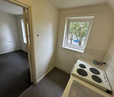 1 bedroom flat to rent - Photo 6