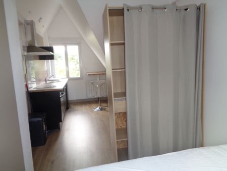 Location Appartement 1 pièce 14m² - Photo 2