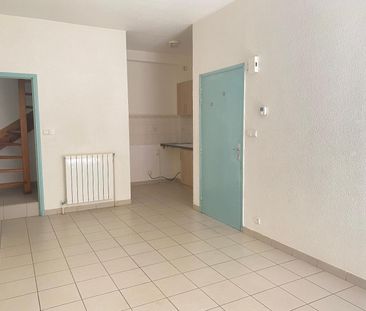 Location Appartement 3 pièces 83m² VILLENEUVE DE BERG 07170 - Photo 5
