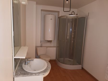 Location Appartement 2 pièces 41m² VAUCOULEURS 55140 - Photo 2