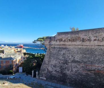 A LOUER - APPARTEMENT T4 MEUBLE CITADELLE BASTIA 20200 - Photo 1