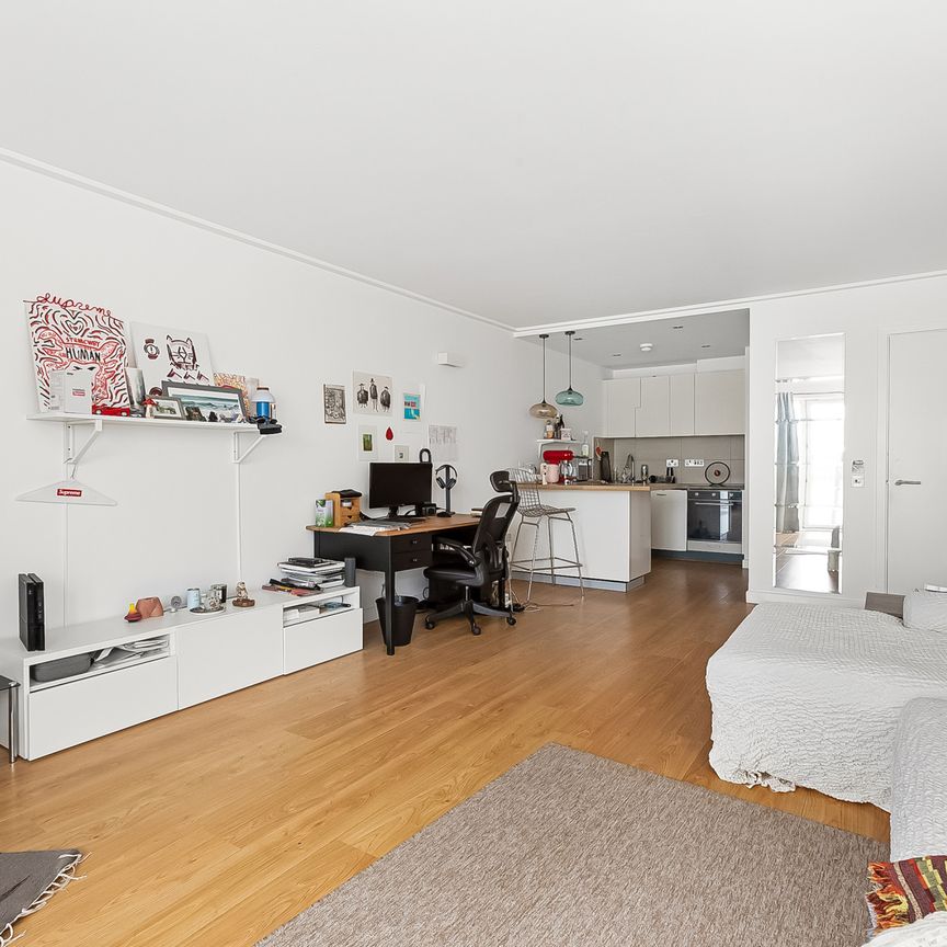 Naxos Building, London, E14 - Photo 1