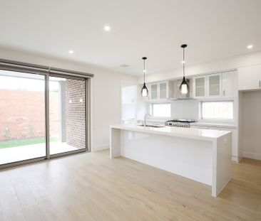 6 Highfield Road, Doncaster East - Photo 4