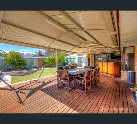 8 Capstone Way, Marangaroo, WA 6064 - Photo 2