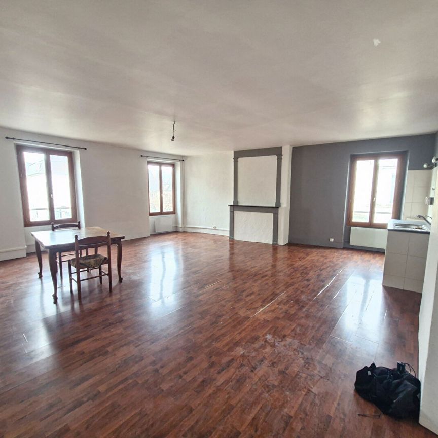 Location Appartement 2 pièces 64m² - Photo 1