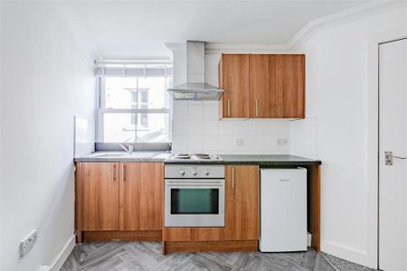 Studio to rent - Photo 2