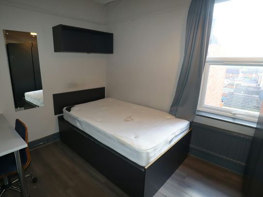 Monks Road, Lincoln, LN2 - Photo 1