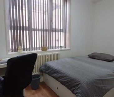 Standard Plus 3 And 4 Bedroom Apartment - Photo 6