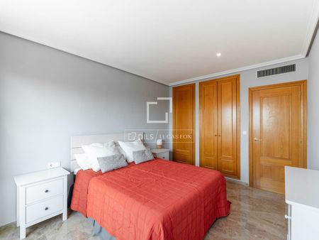 Excellent 1 Bedroom apartment for rent in Ciudad de las Ciencias, Valencia - Foto 2
