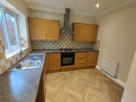 Cambridge Court, Tindale Crescent, Bishop Auckland, County Durham, DL14 - Photo 5