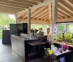 240 m² - Photo 2