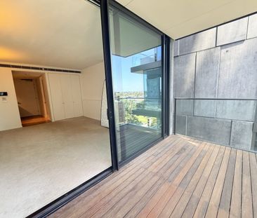 LEVEL 16 | MODERN & HIGH-LEVEL STUDIO WITH CITY VIEWS | BILLS INCLU... - Photo 4