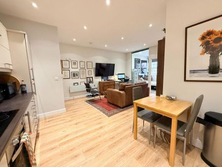 2 bedroom flat to rent - Photo 3