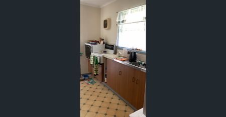 Lowset Home in Perfect Cleveland Position - Photo 2