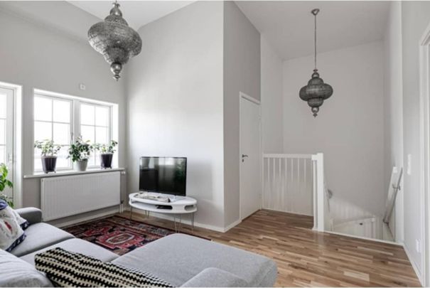 Tallsoppsvägen, Örebro - Photo 1
