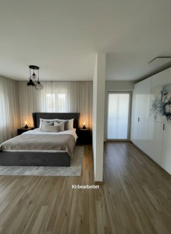 Gelegenheit: Neuwertige, helle 2-Zimmer-Wohnung mit möblierter Küche, Balkon und tollem Innblick in Obernberg - Photo 3