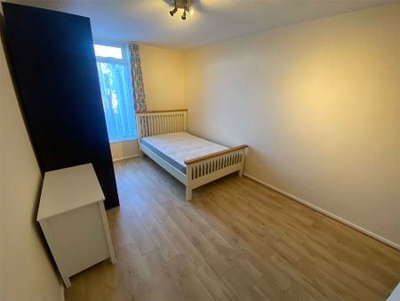 1 bedroom sharedAccommodation in Lauradale, Bracknell - Photo 2