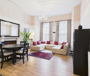 L'Academie, 14 College Gardens, Belfast, BT9 6BQ - Photo 5