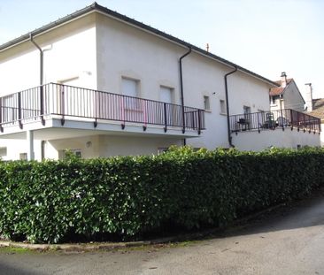 T5 RDC de 122 m² avec terrasse, parking et garage. - Photo 3