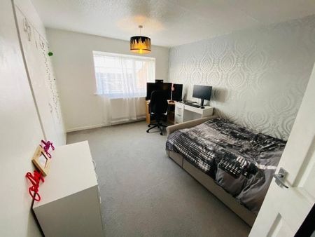 Cornell Drive, Nottingham, NG5 - Photo 2