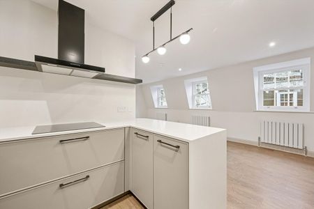 A beautiful newly refurbished two bedroom apartment to rent in the heart of Belgravia, SW1. - Photo 5