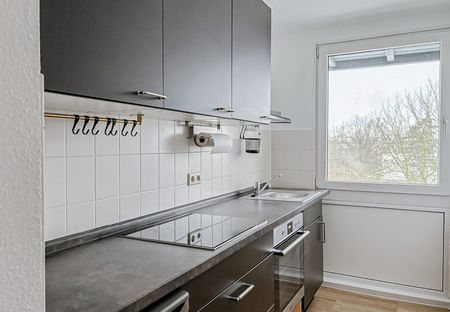 Ruhige 2-Zimmer-Wohnung in Horn mit Dachterrasse und guter Anbindung - Foto 2