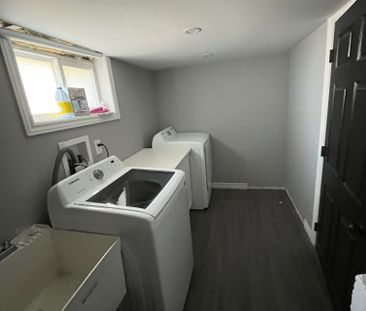 For Lease - 259 Tiffin Street, Barrie, Ontario - Photo 4