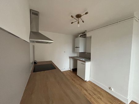 Location Appartement 2 pièces 47m² LE HAVRE 76600 - Photo 3