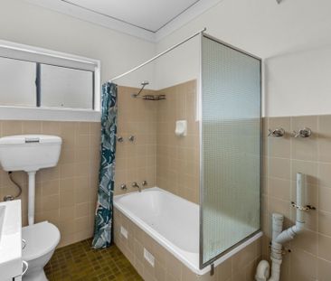 Light, Bright & Modern Low-Maintenance Unit Living - Photo 5