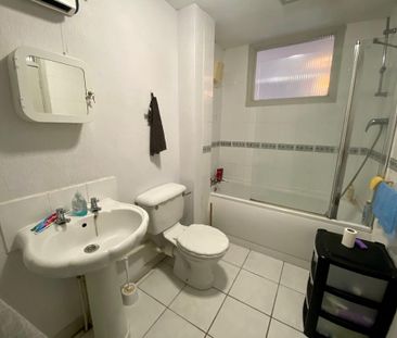 2 bedroom flat to rent - Photo 6