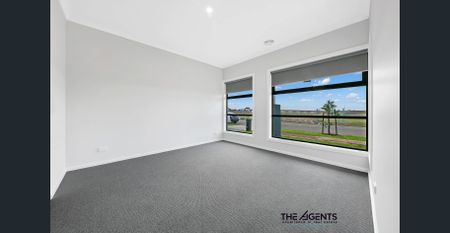 Beautiful Family Home in Prime Tarneit Location! - Photo 2