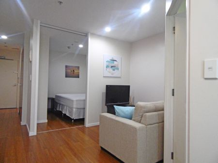 Great City Living - Fully Furnished Apartment - Photo 2