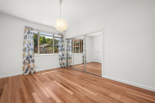 8A Thor Street, Strathmore VIC 3041 - Photo 1