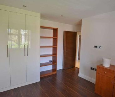 Eton House, Royal Connaught, Wd, Bushey, WD23 - Photo 2