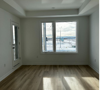 For Lease - 90 Pearen Lane, Barrie, Ontario - Photo 1