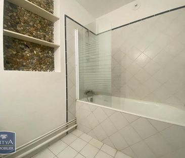 Location Appartement 2 pièces 66m² AVIGNON 84000 - Photo 4