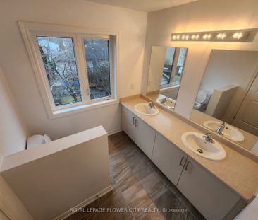 For Lease - 7432 Baycrest Common, Niagara Falls, Ontario - Photo 5