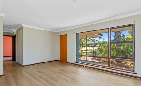 Spacious Family Home in the Heart of Gosnells - Photo 4