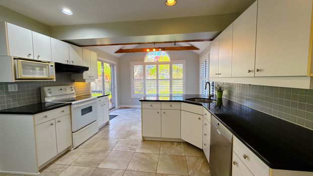 For Lease - 2251 Constance Drive, Oakville, Ontario - Photo 1