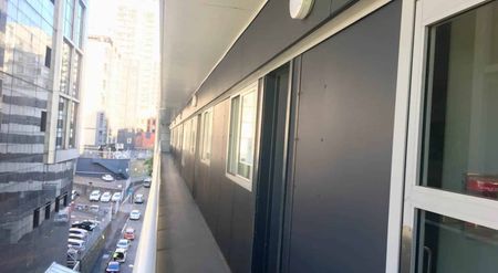 2 bedroom apartment with 1 bathroom - Photo 4