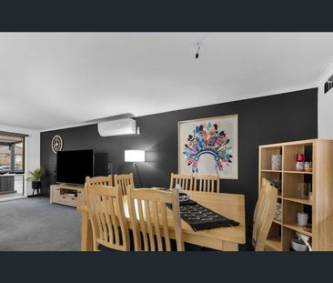 Ideal Family Living! - Photo 4