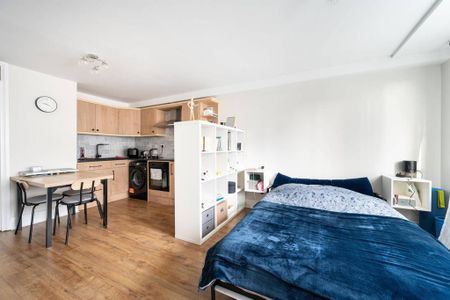 Studio to rent - Photo 5