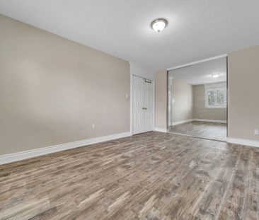 For Lease - 121 Carberry Crescent, Brampton, Ontario - Photo 3