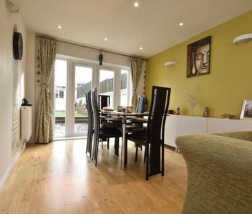 3 Bed Terraced House, Ilchester Crescent, BS13 - Photo 5