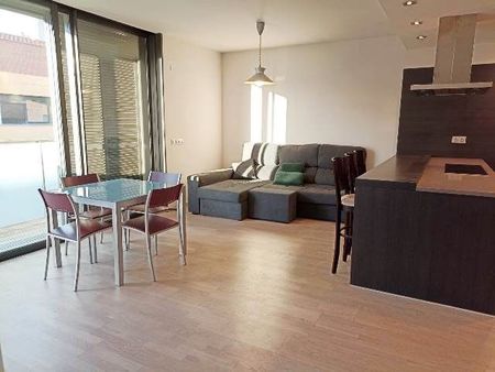 Piso de alquiler en Carrer de Joan Alsina, Eixample Sud – Migdia - Photo 4