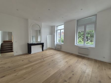 Location Appartement 3 pièces 97m² DOUAI 59500 - Photo 2