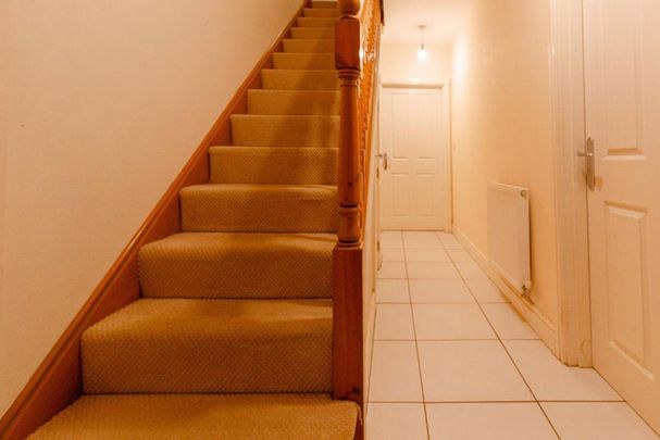 5 bedroom detached house to rent - Photo 1